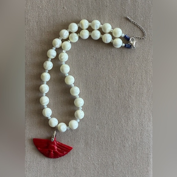 20 inch Coral and MOP bead necklace NWOT - Picture 9 of 15